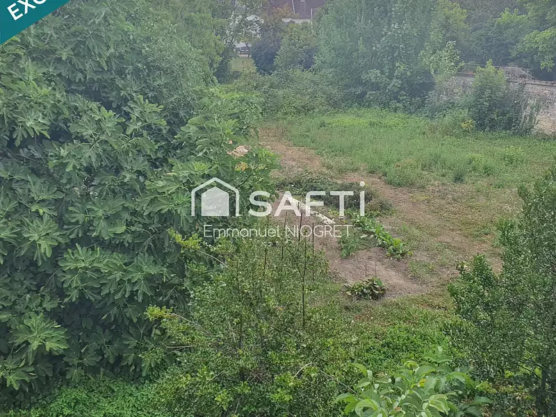 Terrain, 727 m²