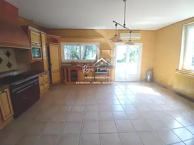 Maison, 165 m²