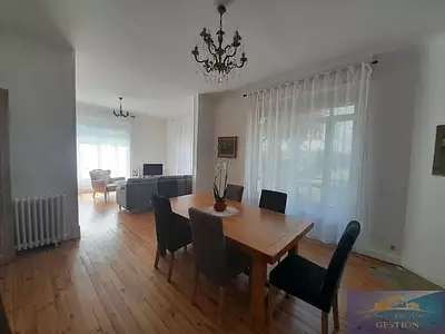 Maison, 236 m²