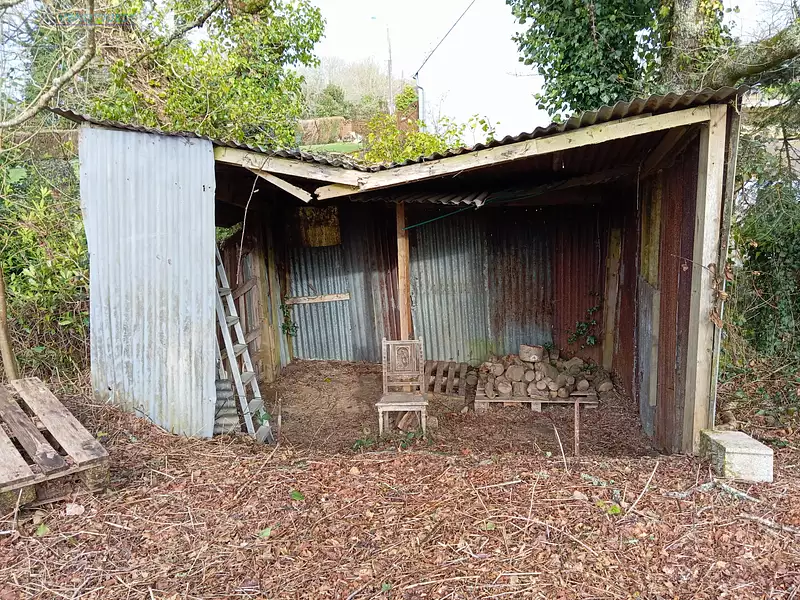 Terrain, 2 281 m²