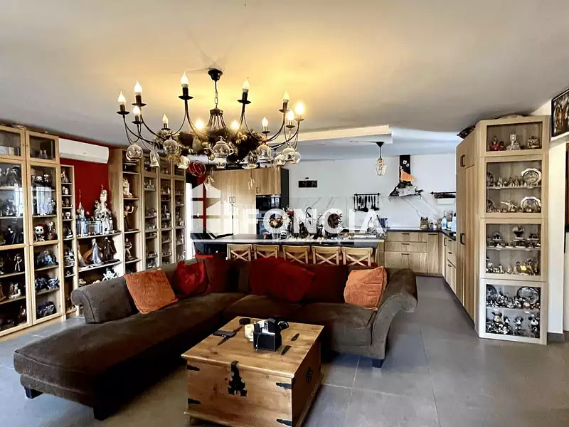Maison, 183 m²