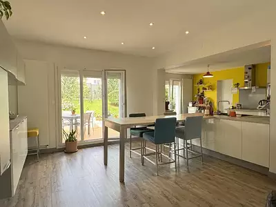 Maison, 106 m²