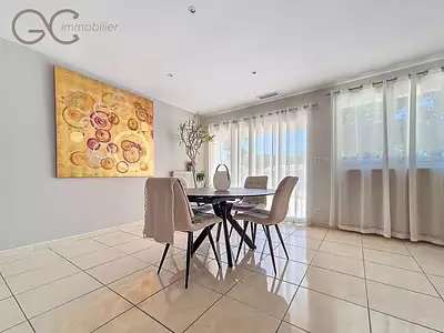 Maison, 121 m²