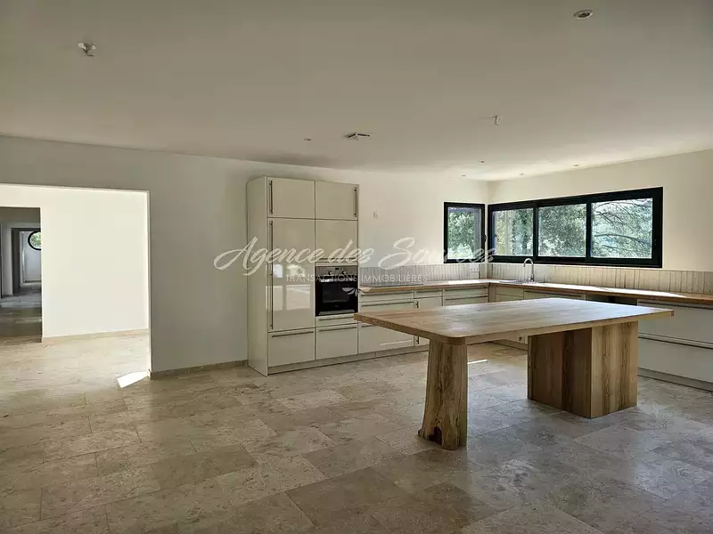 Maison, 176,58 m²