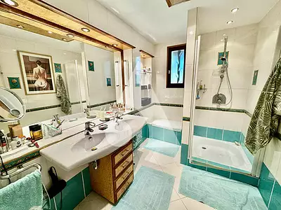 Maison, 213 m²
