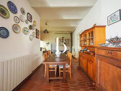 Maison, 260 m²
