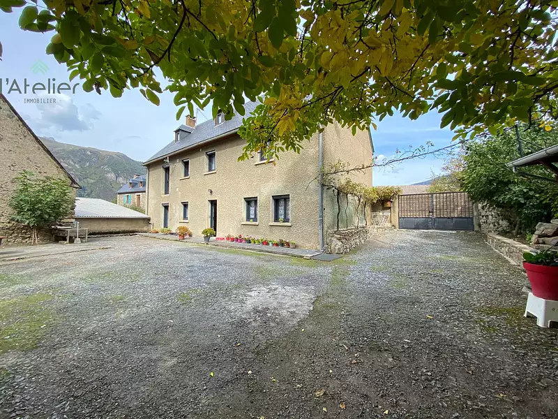 Maison, 165 m²