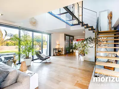 Maison, 251 m²