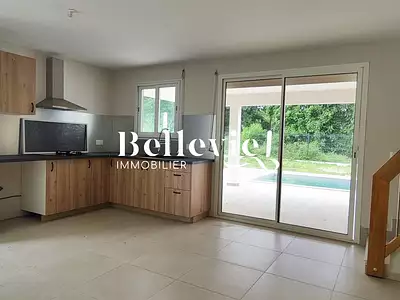 Maison, 115 m²