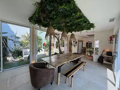 Maison, 278 m²