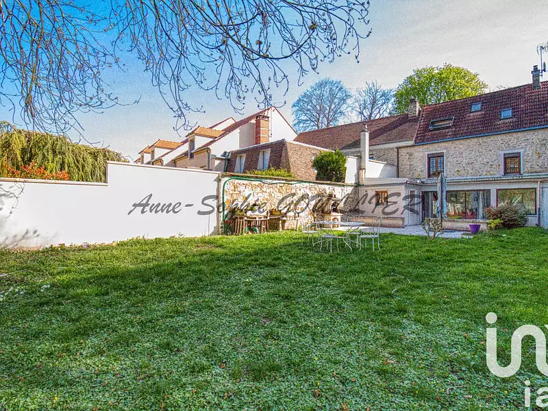 Maison, 260 m²