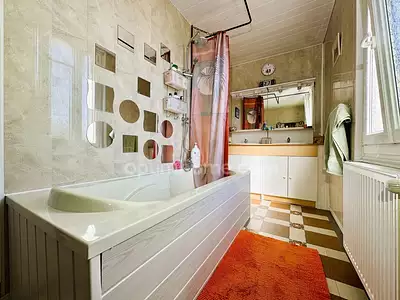 Maison, 216 m²