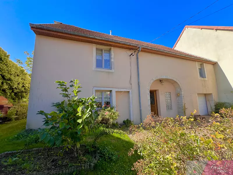 Maison, 220 m²