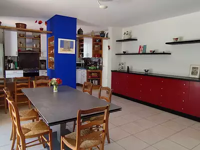 Maison, 240 m²
