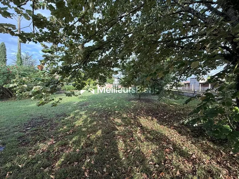 Terrain, 800 m²