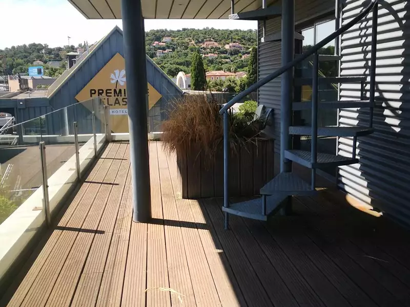 Divers, 600 m²