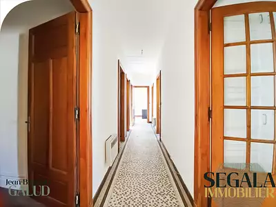 Maison, 210 m²