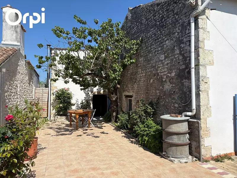 Maison, 99 m²
