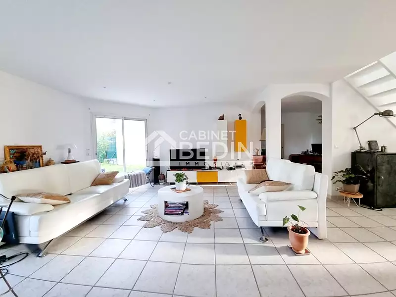 Maison, 136 m²