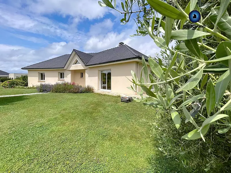 Maison, 121,43 m²