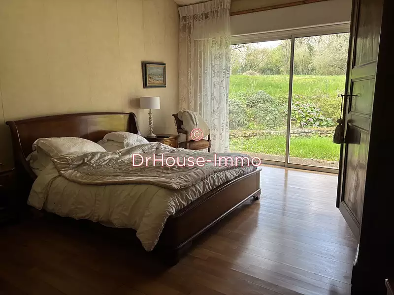 Maison, 280 m²