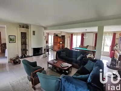 Maison, 242 m²