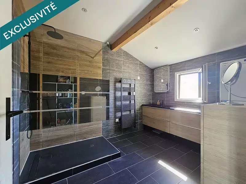Maison, 94 m²