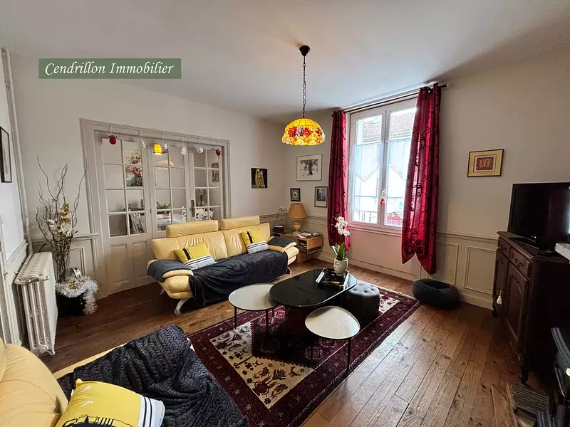 Immeuble, 350 m²