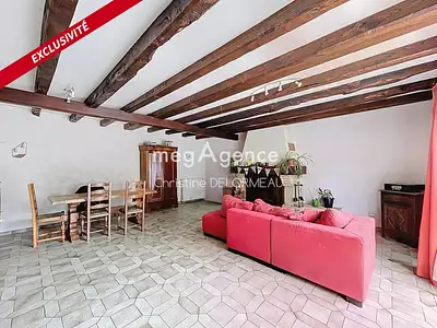 Maison, 225 m²