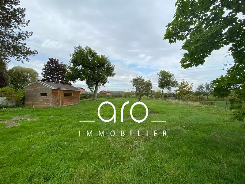 Terrain, 1 742 m²