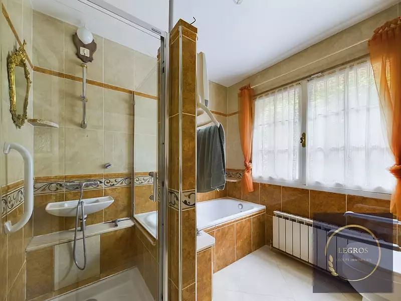 Maison, 160 m²