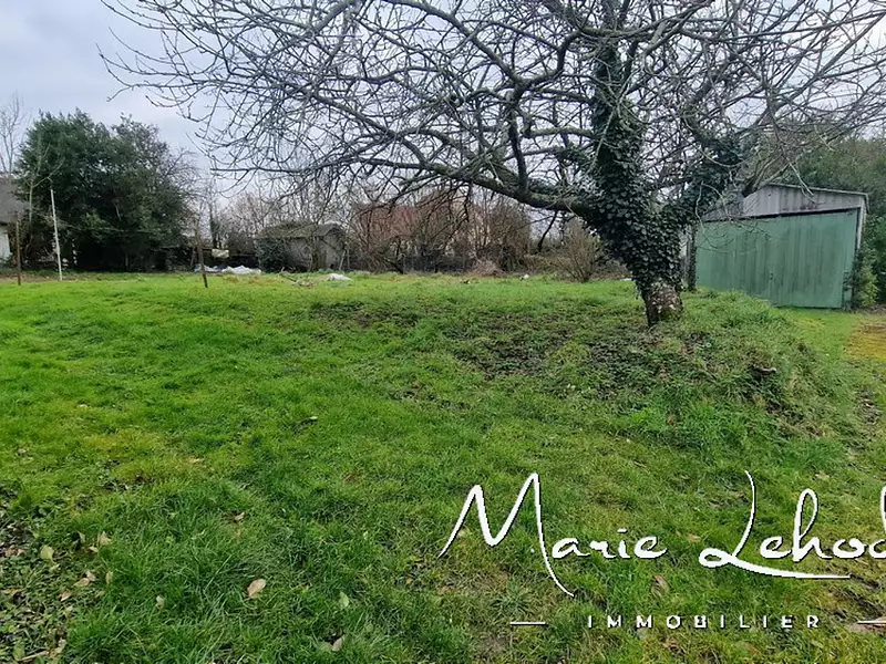 Terrain, 882 m²
