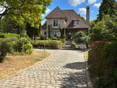 Maison, 180 m²