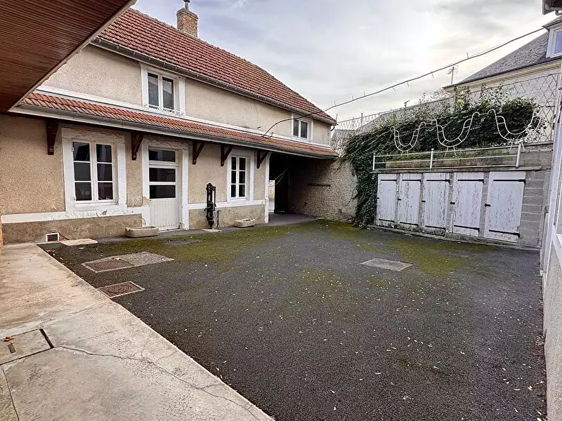 Maison, 180 m²
