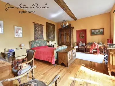 Maison, 240 m²