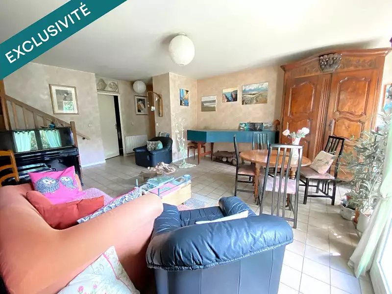 Maison, 94 m²