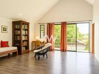 Maison, 260 m²