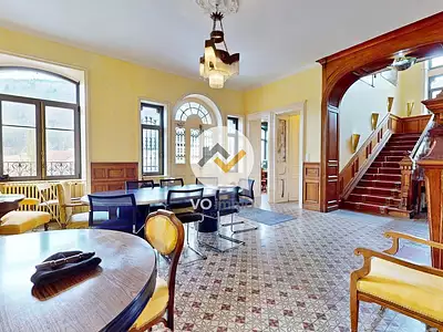 Maison, 750 m²