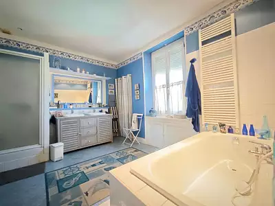 Maison, 184 m²