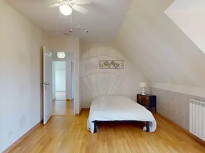 Maison, 230 m²