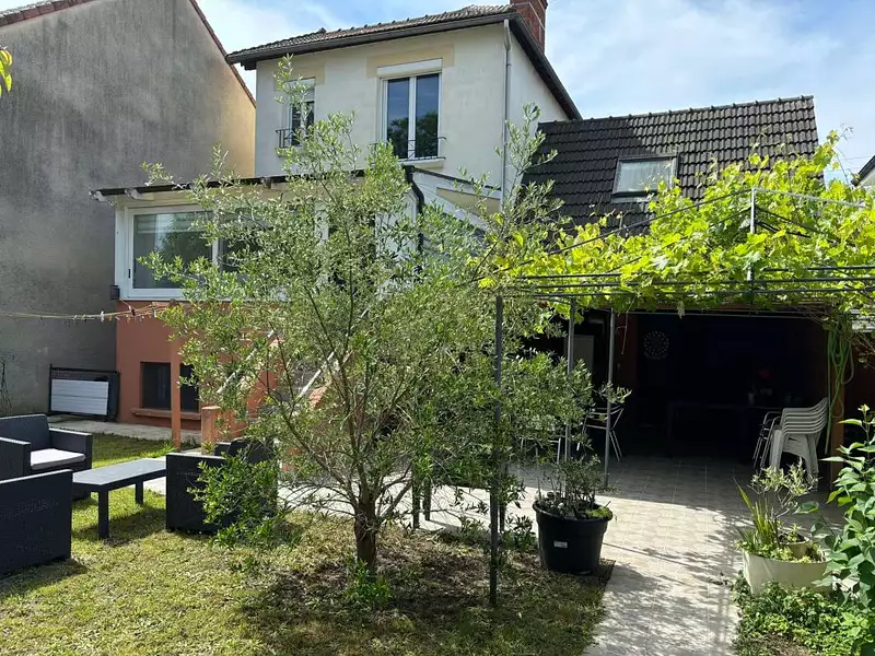 Maison, 96 m²