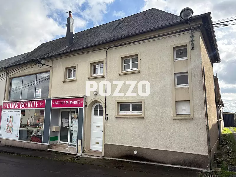 Immeuble, 180 m²