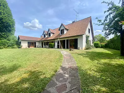 Maison, 212 m²