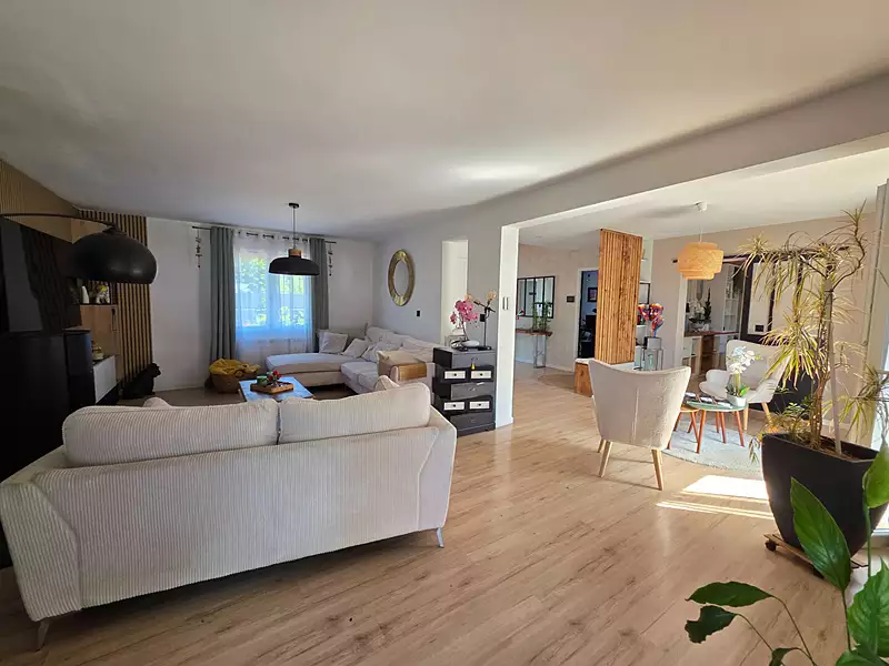 Maison, 156 m²