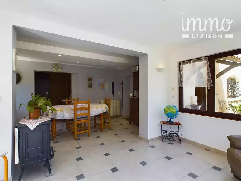 Maison, 190 m²