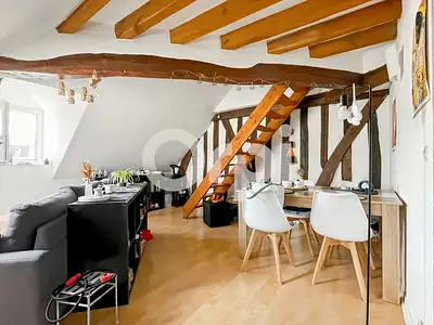 Immeuble, 121 m²
