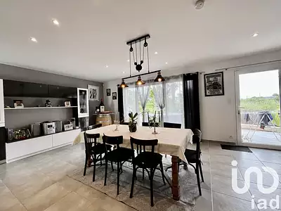 Maison, 148 m²
