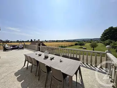 Maison, 208 m²
