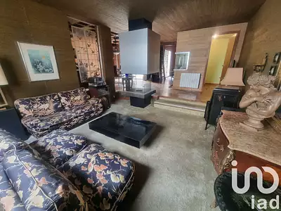 Maison, 240 m²