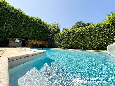 Maison, 176 m²